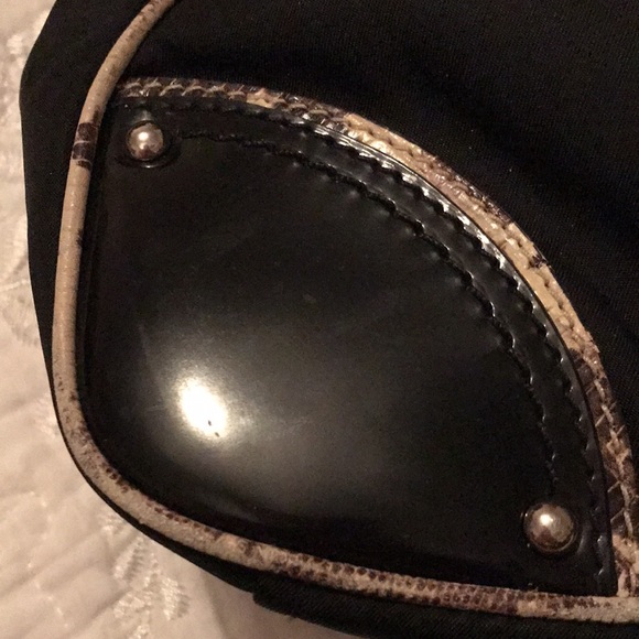 PRADA Purse in Black fabric - corners & handle leather . Leather binding - Picture 10 of 12